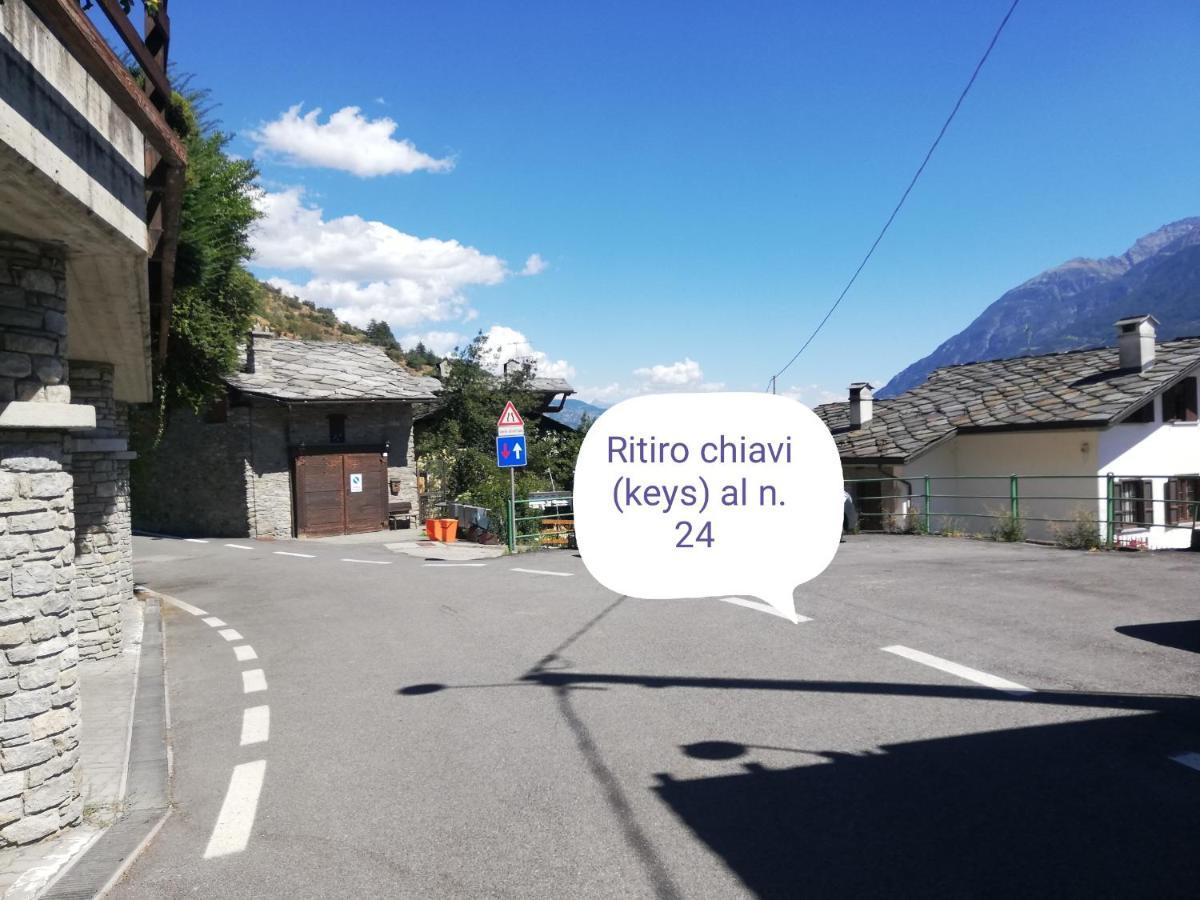 Le Casette Di Rovine Apartment Aosta Exterior foto