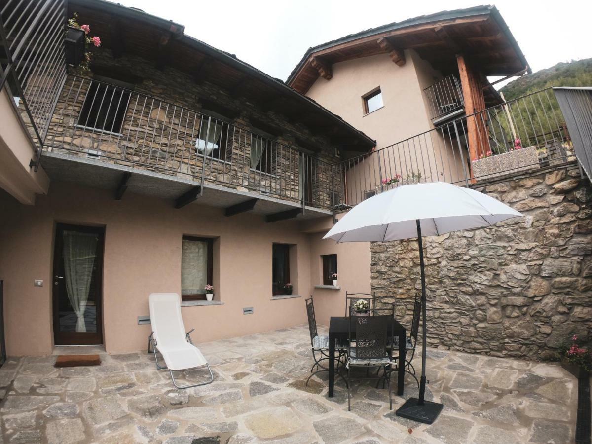 Le Casette Di Rovine Apartment Aosta Exterior foto